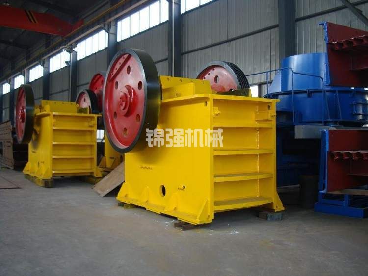 大型石子破碎機價格多少錢一臺？石料破碎機生產廠家哪家好？