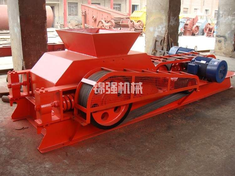 對輥制砂機(圖3) 對輥制砂機(圖3)