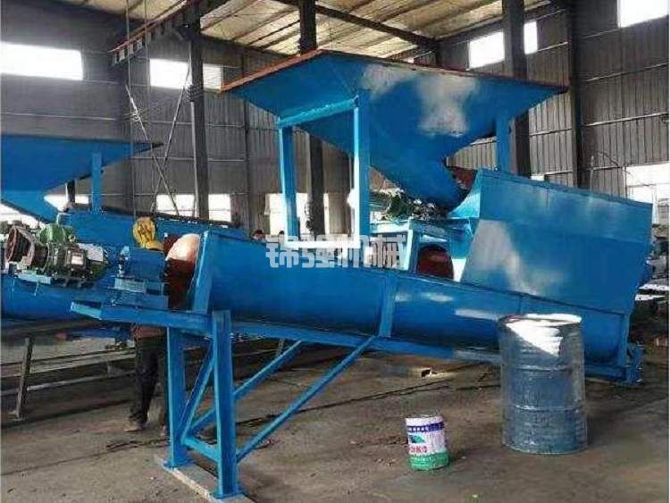 移動(dòng)洗沙機(jī)(圖2) 移動(dòng)洗沙機(jī)(圖2)