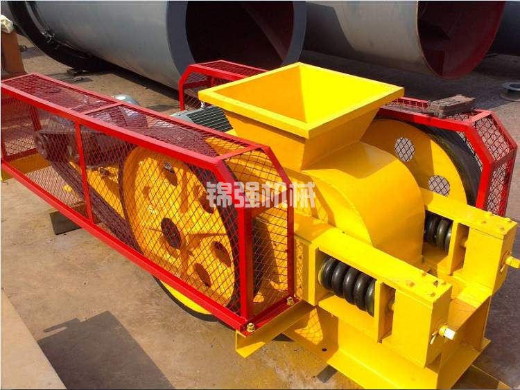 輥式破碎機(jī)(圖1) 對輥式破碎機(jī)(圖1)